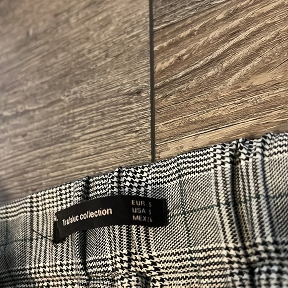 Zara Black & White Check Trouser Pants with Green and Yellow Stripe - Picture 5 of 9